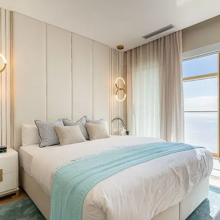 8br Intempo Building Apartment *