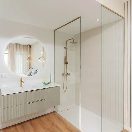 Apartment 8br Intempo Building